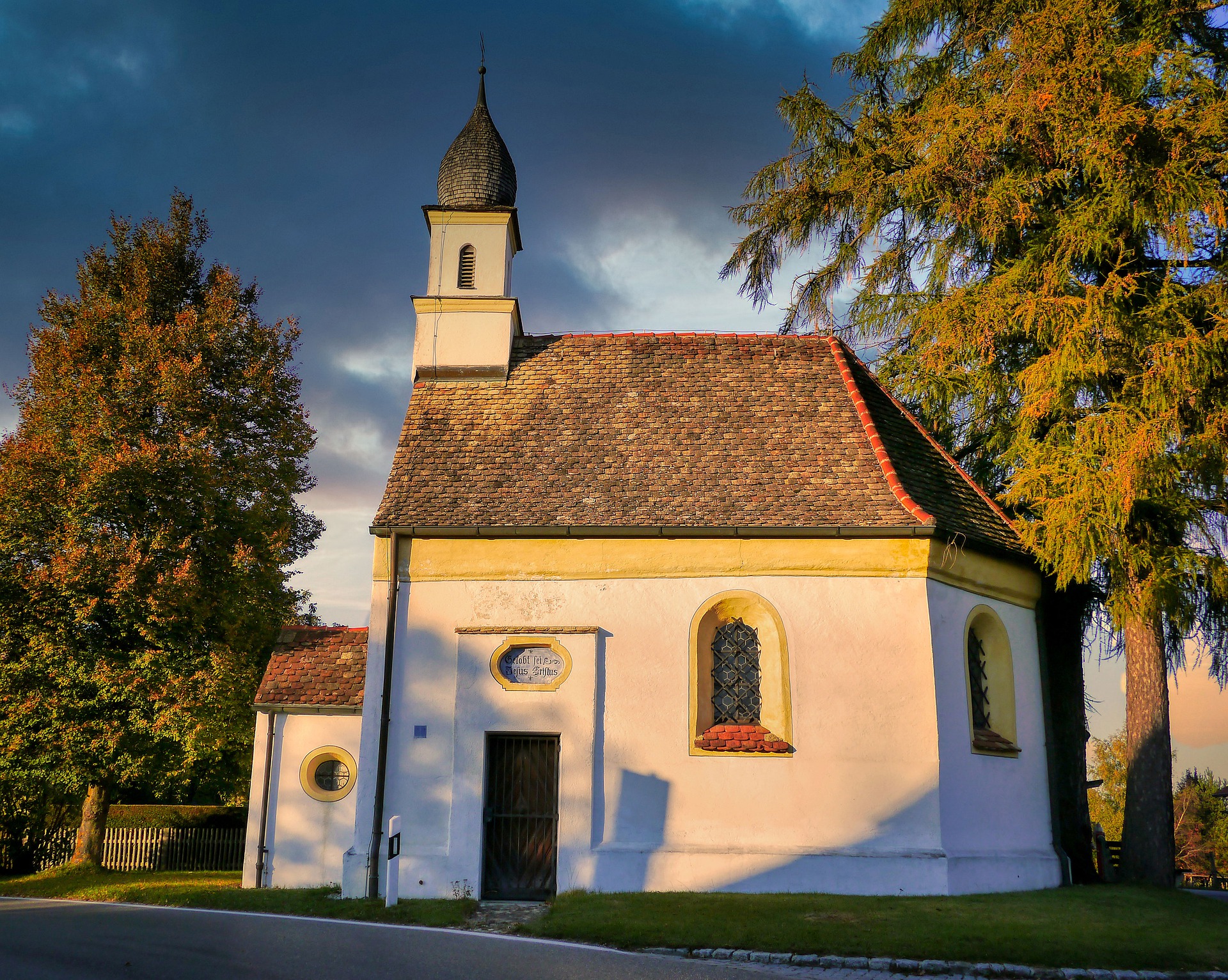 church-5262297_1920