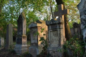 graveyard-g709ae7487_1920